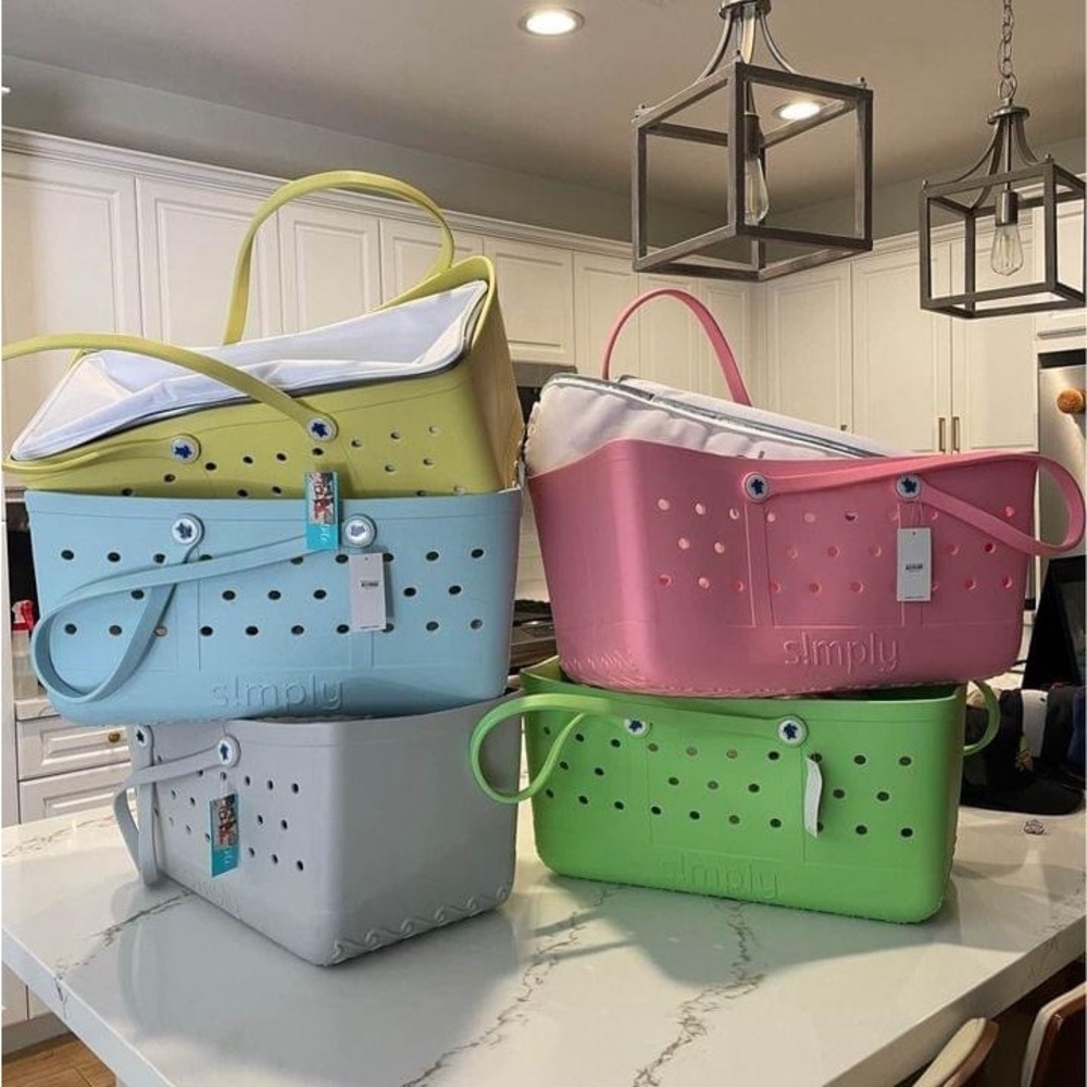 Simply Southern Utility Simply Tote - YELLOW or PINK. Let me know which color.